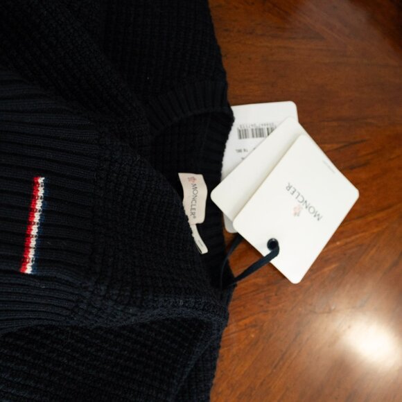 Moncler Sweater - Picture 4 of 9